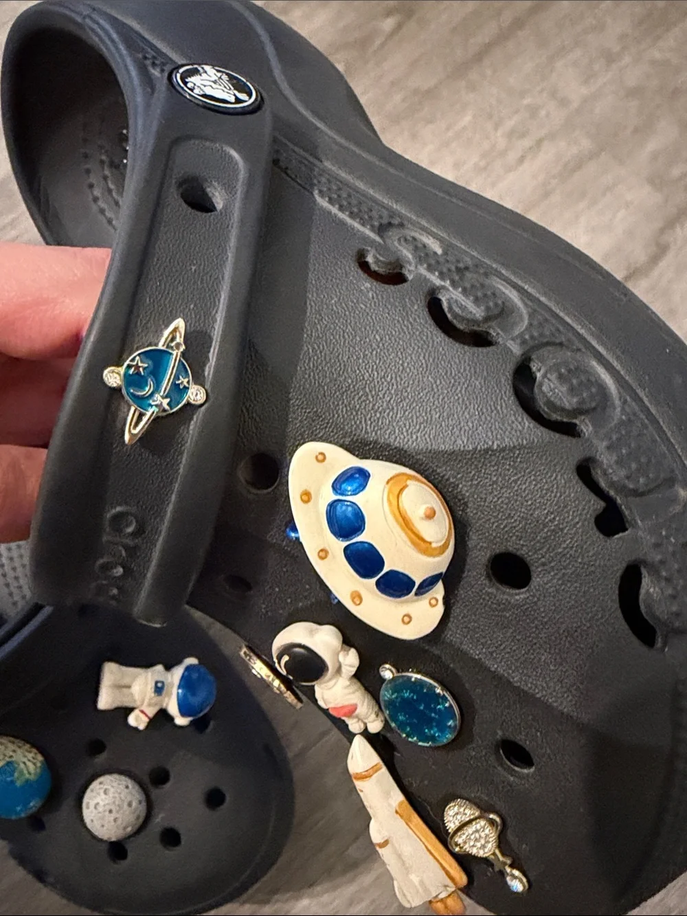 Crocs Women's Baya Clogs Platform W5 + charms
